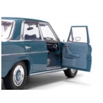 Mercedes-Benz  Strich 8 Saloon 1968 Light Blue 1:18 