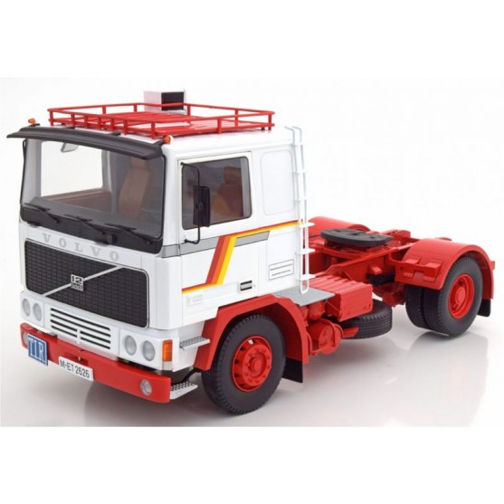 Volvo F12 1977 White - Red 1:18