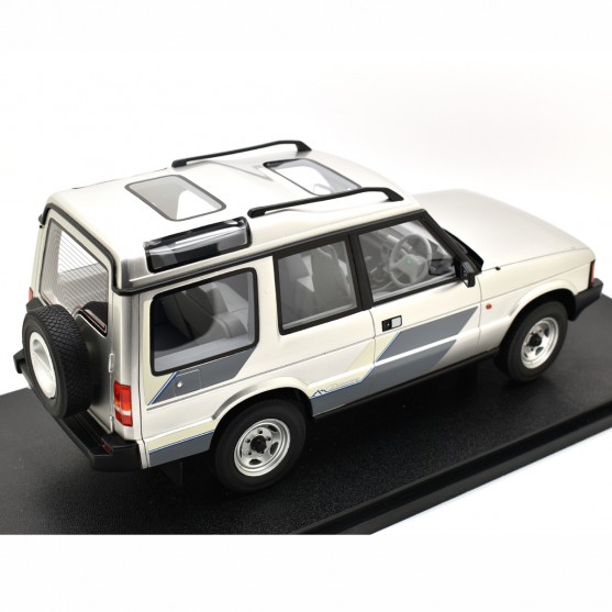 Land Rover Discovery 1989 Silver 1:18
