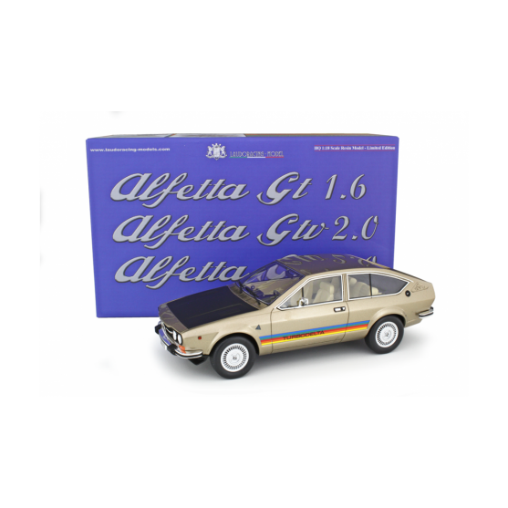 Alfa Romeo Alfetta GTV 2000 Turbodelta 1979 Gold Metallic 1:18