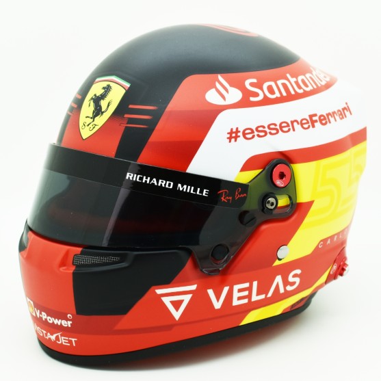 Carlos Sainz Jr. Casco Bell Ferrari F1-75 Formula 1 2022 1:2