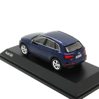 Audi Q5 2017 Navarra Blue 1:43
