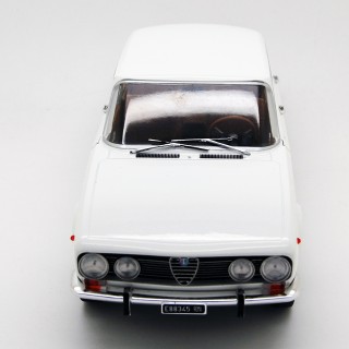Alfa Romeo 1750 Berlina 1969 Bianco 1:18