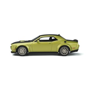 Dodge Challenger R/T Scat Pack Widebody 2020 green metallic / black 1:18