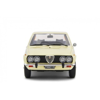 Alfa Romeo Alfetta 1.8 1975 Scudo Largo Avorio 1:18