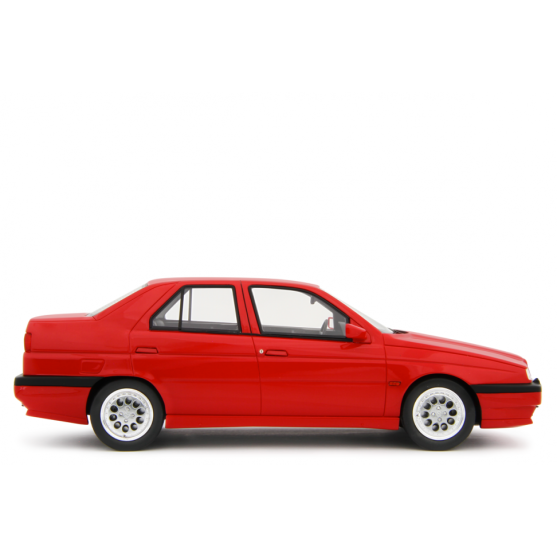Alfa Romeo 155 2.0i turbo 16V Q4 1992 Rosso alfa 1:18