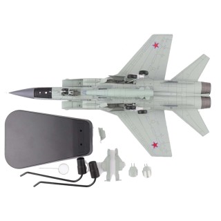 MIG-31K Foxhound D with KH-47M2 missile 2022 1:72