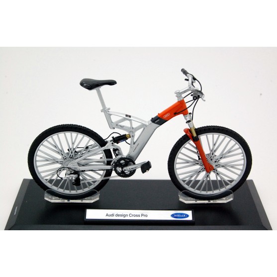 Bicicletta Audi Design Cross Pro argento / arancione 1:10