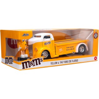 Ford COE Flatbed 1947 with M&M's Yellow figure 1:24