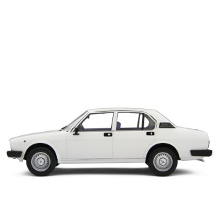 Alfa Romeo Alfetta 2.0L 1978 Bianco Capodimonte 1:18