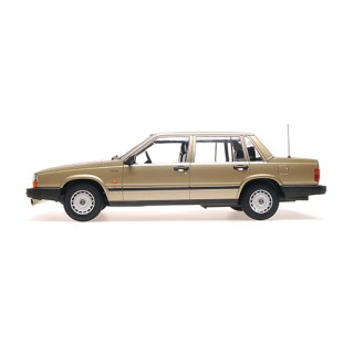 Volvo 740 GL 1986 Gold Metallic 1:18