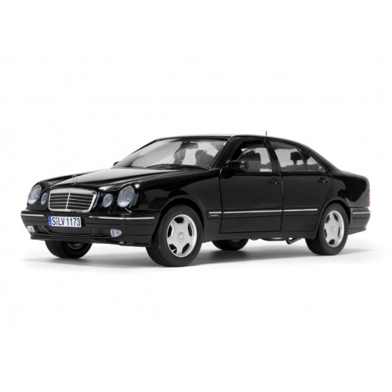 Mercedes-Benz E320 2001 Black 1:18