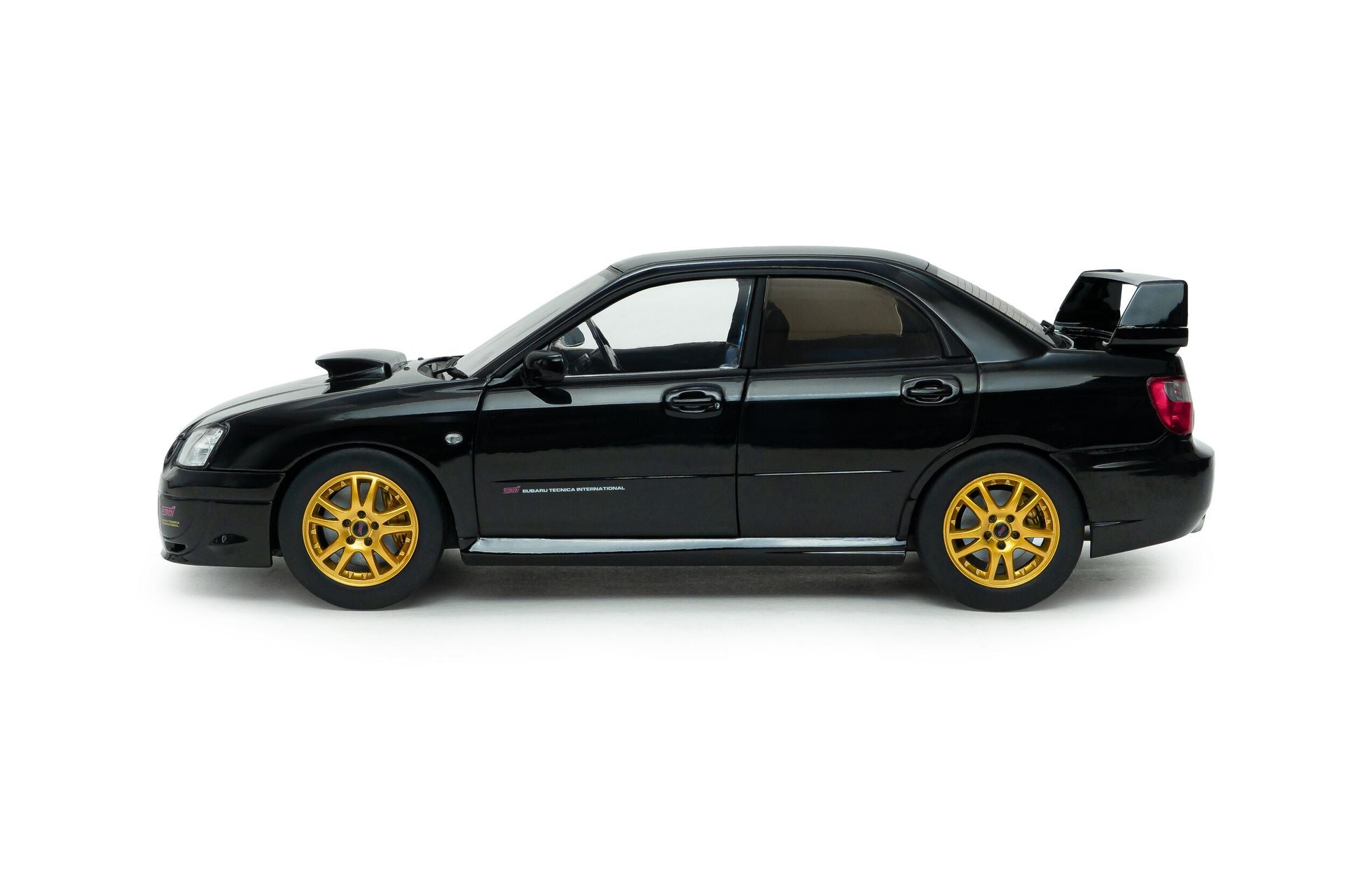 Subaru Impreza WRX STI 2004 pearl black 1:18-4