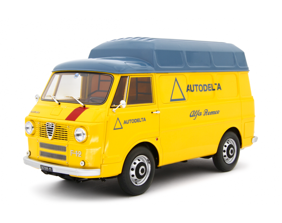 Alfa Romeo F12 Autocarro Tetto Sopralzato 1967 Assistenza Gara Autodelta 1:18-1