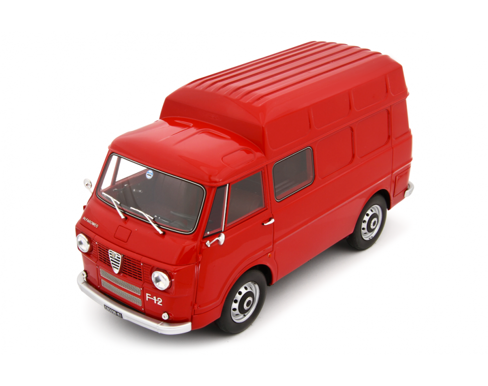 Alfa Romeo F12 Autocarro Tetto Sopralzato 1967 Rosso 1:18-4
