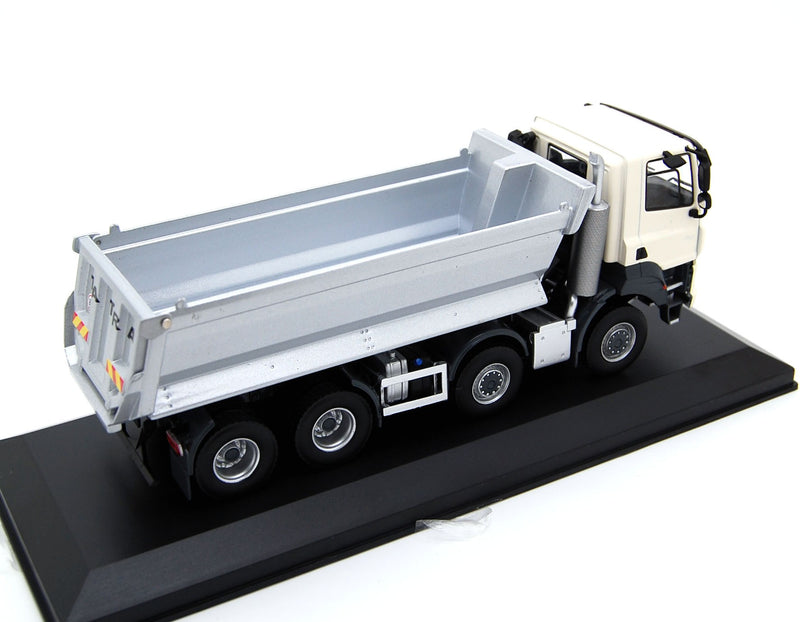 Tatra Phoenix Euro 6 8x8 2016 light beige/silver 1:43 - 11442