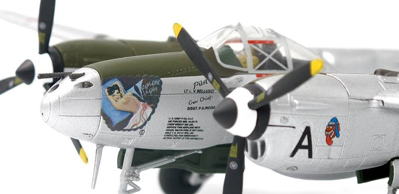Lockheed P38L USAAF Lt. LV Bellusci, US Army Air Force 36th FS 8th FG Pacific Theater 1945 1:72 - 11935