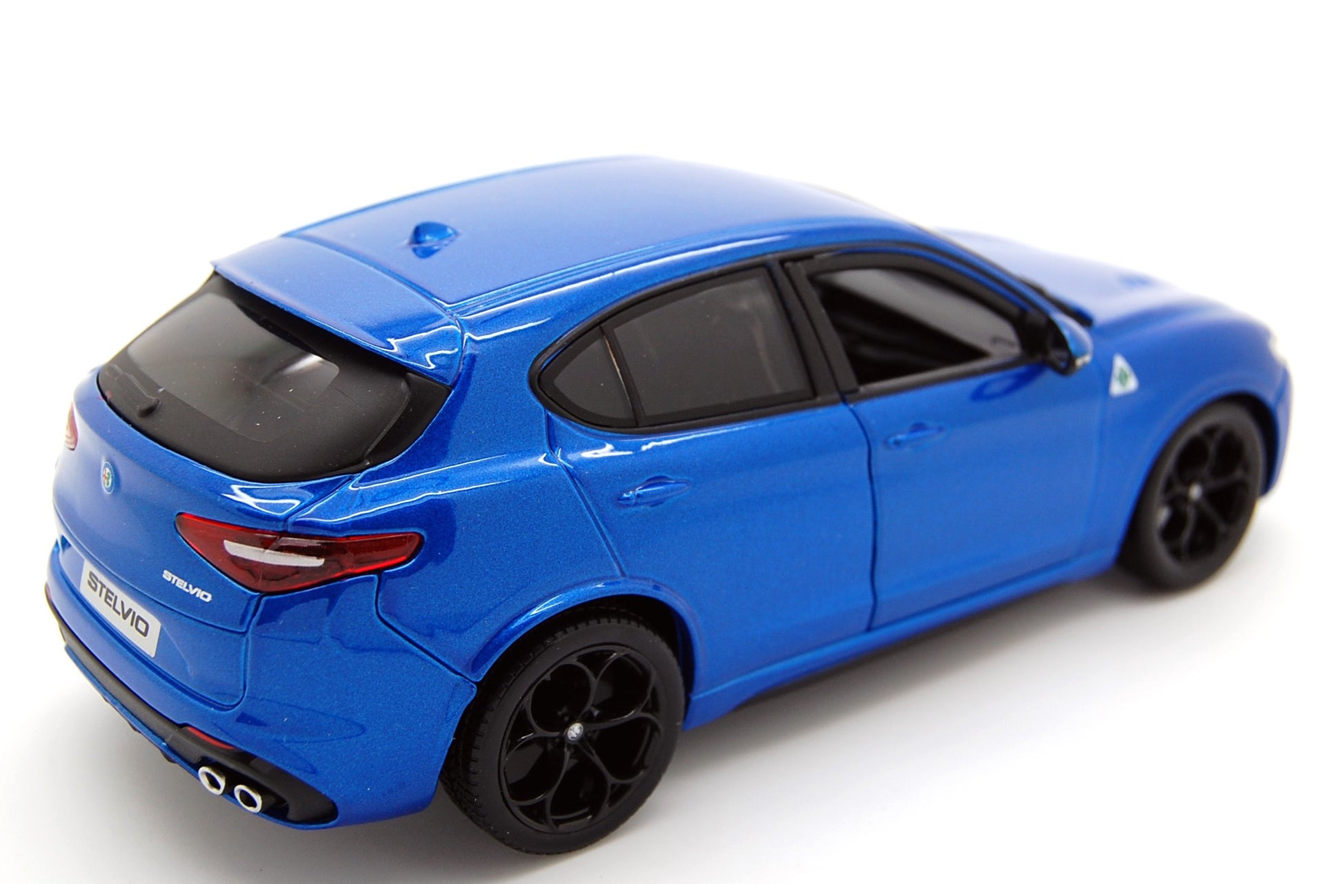 Alfa Romeo Stelvio Quadrifoglio Blu Misano 1:24 - 14277