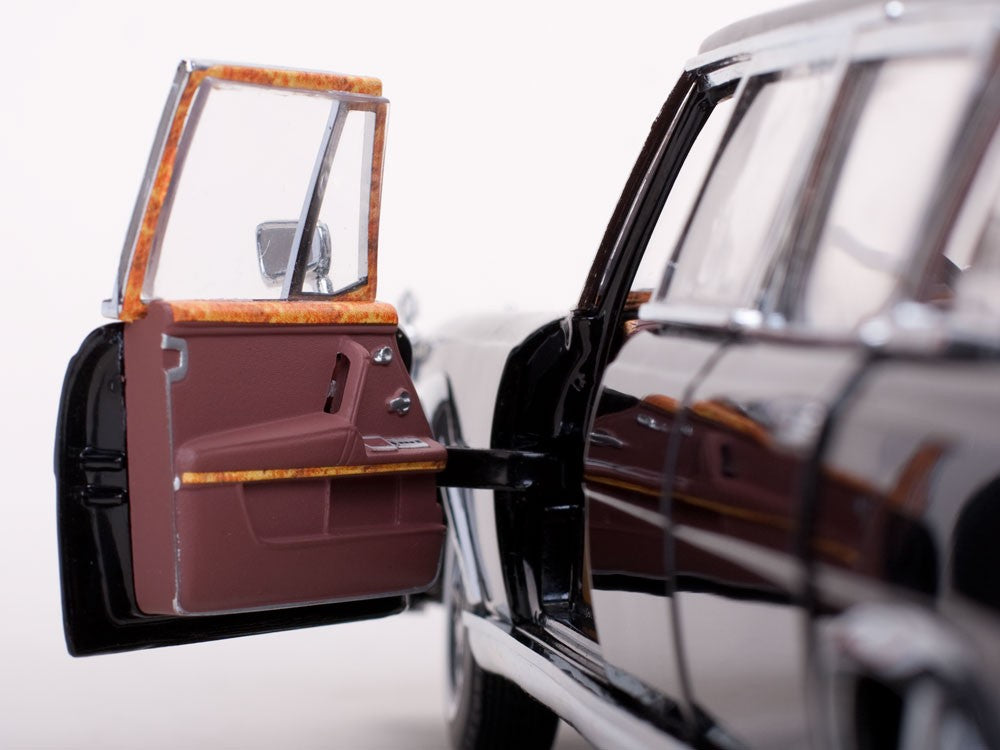 Mercedes-Benz 600 Pullman 1966 black 1:18 - 16031