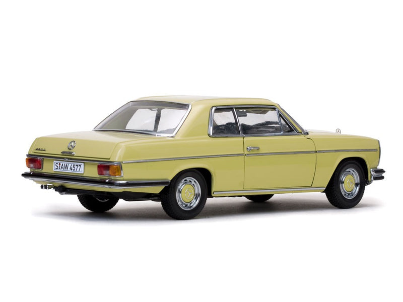 Mercedes-Benz  Strich 8 Coupé 1973 Ahorngelb 1:18 - 16370