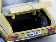 Mercedes-Benz  Strich 8 Coupé 1973 Ahorngelb 1:18 - 16375