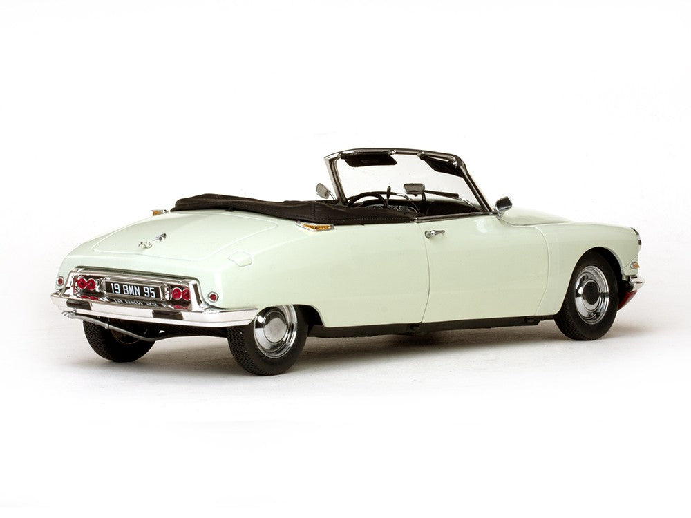 Citroën DS 19 Open Convertible 1961 Blanc Carrare 1:18 - 16387