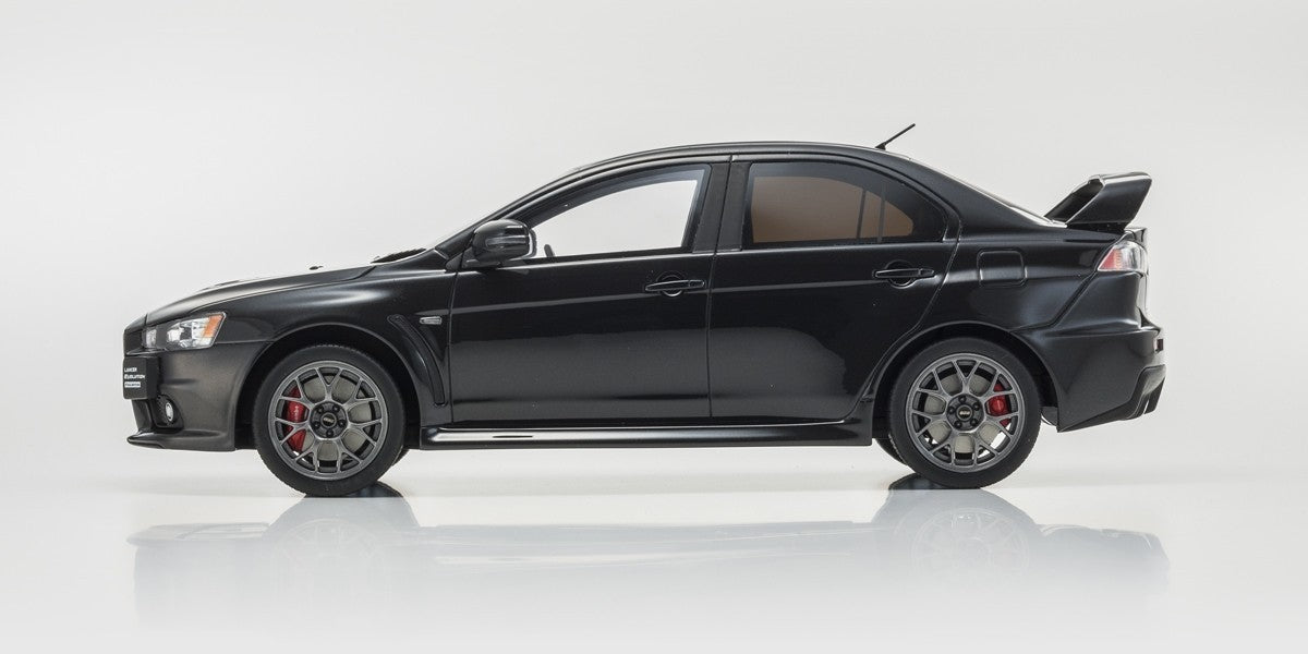 Mitsubishi Lancer Evolution Final Edition Black 1:18 - 16658