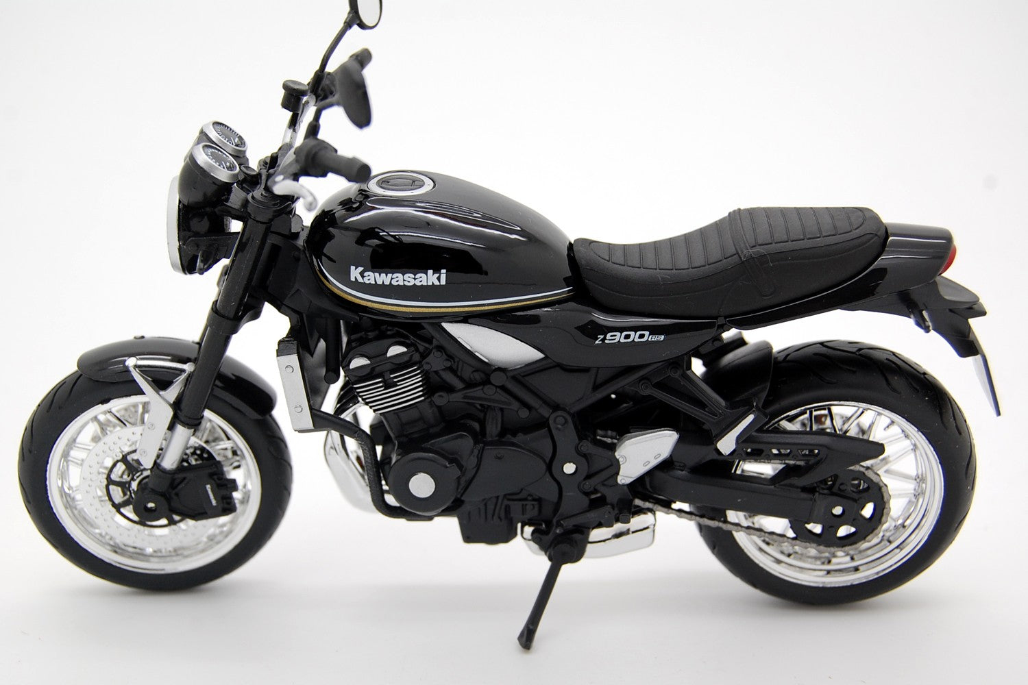 Kawasaki Z900RS Black 1:12 - 17829