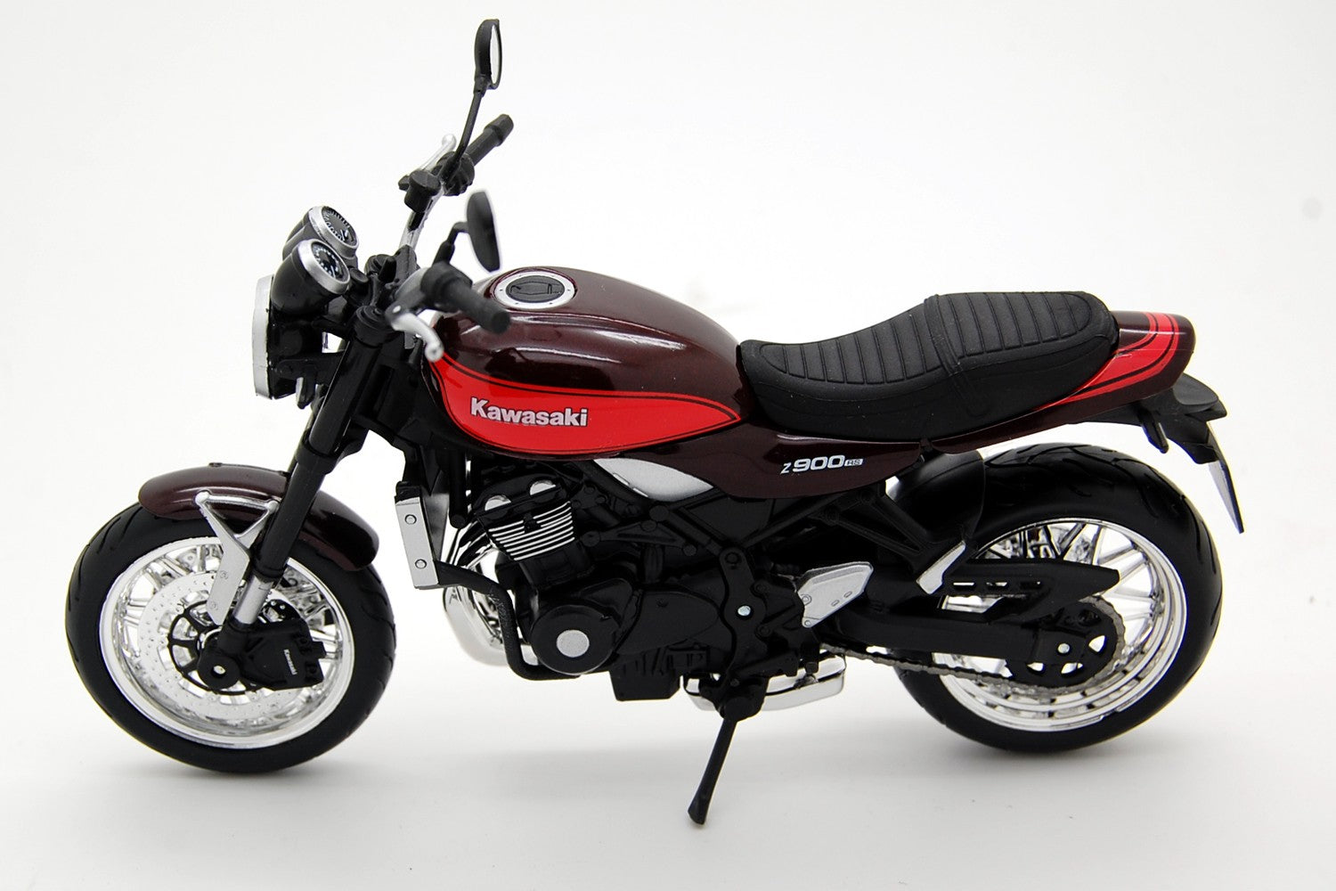 Kawasaki Z900RS Brown - Red 1:12 - 17839