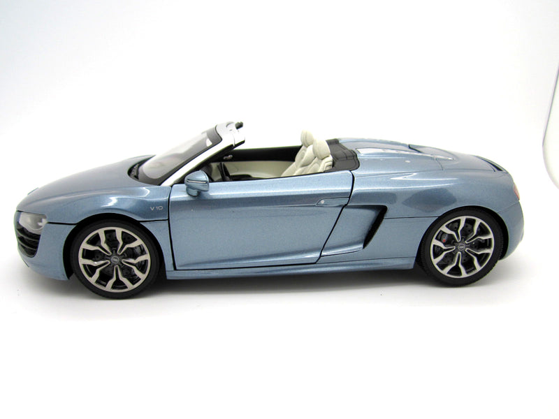 Audi R8 5.2 Spider FSI Quattro Jet Blue 1:18 - 1854