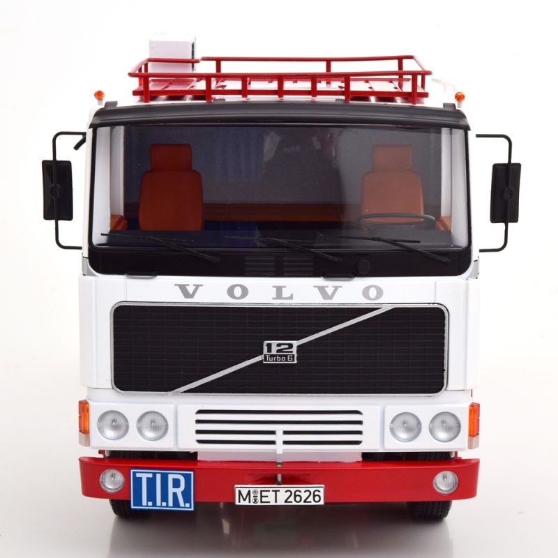 Volvo F12 1977 White - Red 1:18 - 18554