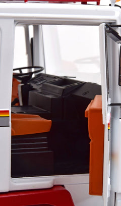 Volvo F12 1977 White - Red 1:18 - 18558