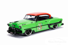 Chevrolet Bel Air 1953 "Poison Ivy" con personaggio 1:24 - 18595