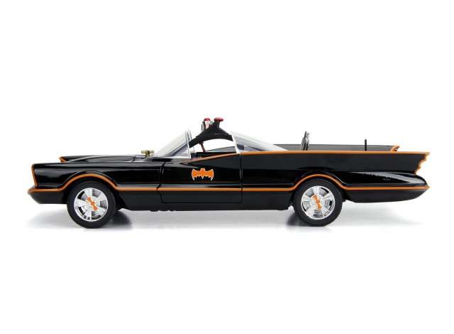 BATMOBILE 1966 with Batman & Robin Figure 1:18 - 18733