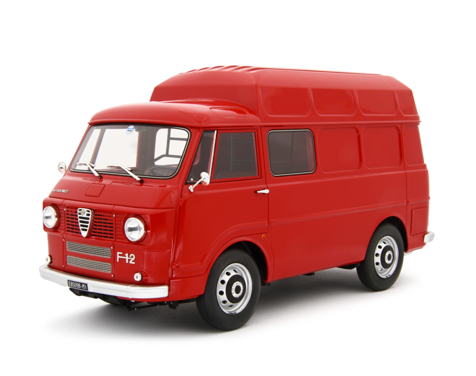 Alfa Romeo F12 Autocarro Tetto Sopralzato 1967 Rosso 1:18-1