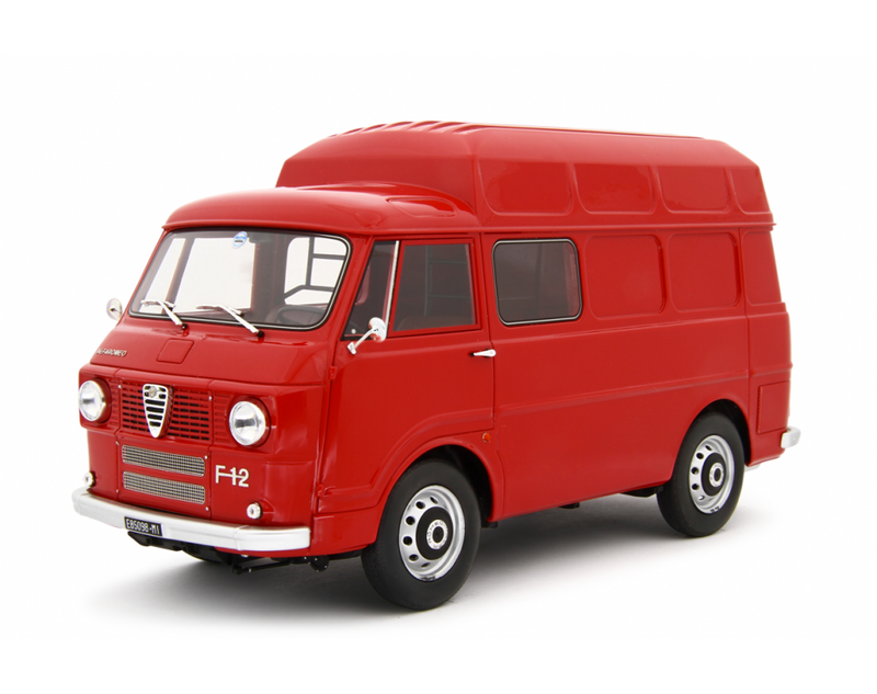 Alfa Romeo F12 Autocarro Tetto Sopralzato 1967 Rosso 1:18-1