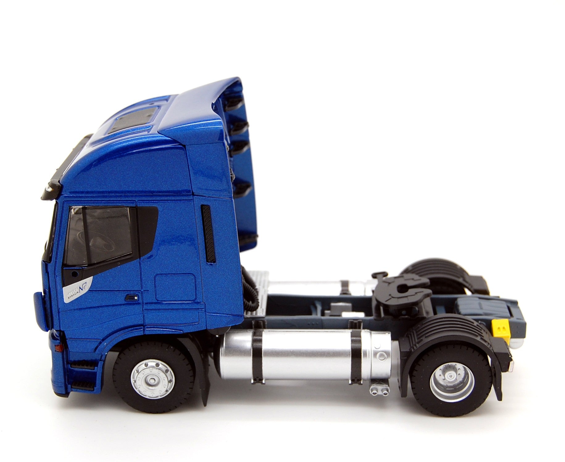 Iveco Stralis 460NP 2015 Tractor Truck 2-Assi 1:43 - 18899
