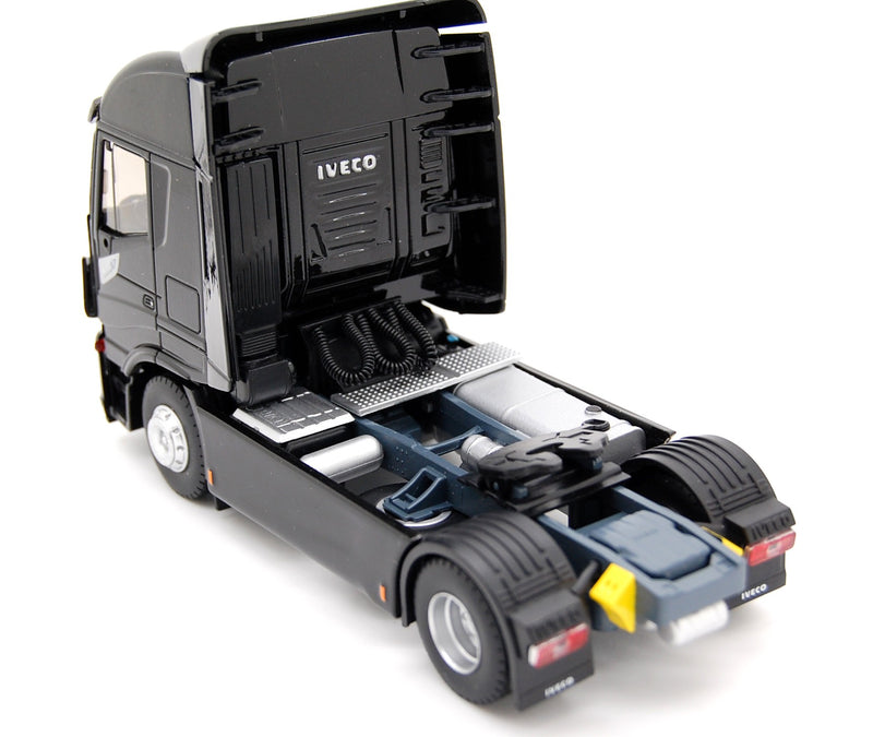 Iveco Stralis 570 XP 2016 Brillant Black Tractor Truck 2-Assi 1:43 - 18928