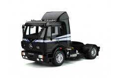 Mercedes-Benz SK 1748 1990 Schwarz black 1:18 - 19672