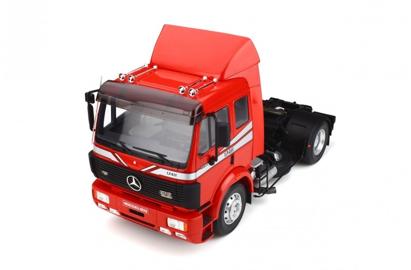 Mercedes-Benz SK 1748 1990 Glutrot 1:18 - 19698