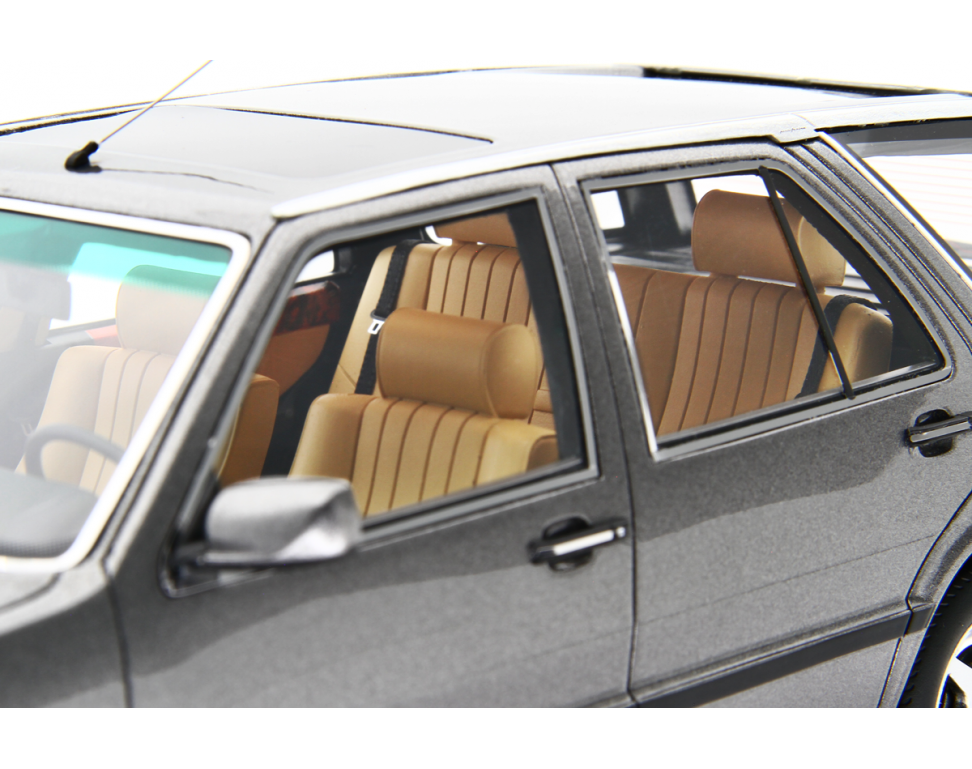 Lancia Thema Station Wagon T.D. 1988-92 Bordeaux Metallizzato 1:18-19