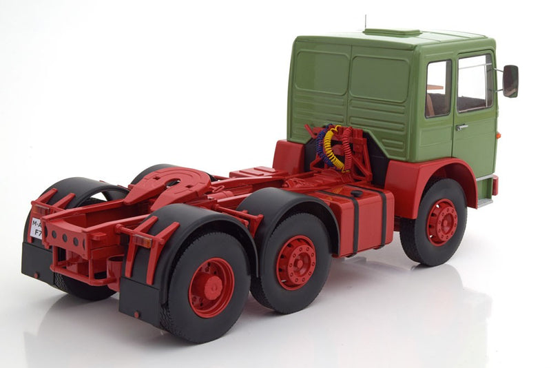MAN 16304 F7 1972 Light Green - Red 1:18 - 20132