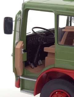 MAN 16304 F7 1972 Light Green - Red 1:18 - 20137
