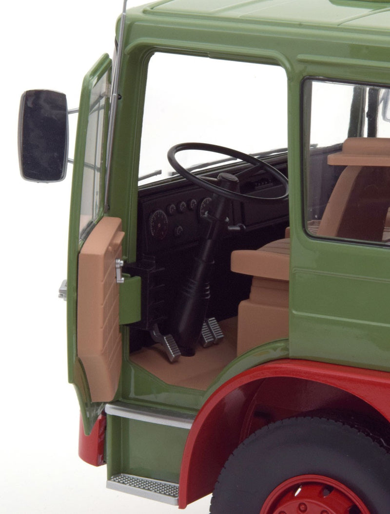 MAN 16304 F7 1972 Light Green - Red 1:18 - 20137