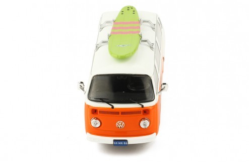 Volkswagen Kombi T2 Kimbi 1975 arancio-bianco con Surf 1:43 - 20225