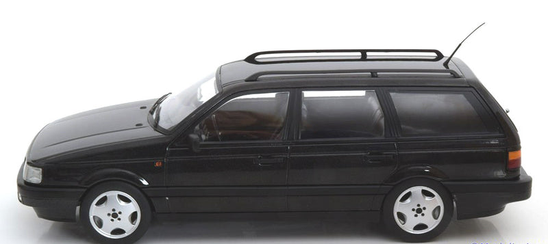 Volkswagen Passat B3 VR6 variant 1988 black metallic 1:18 - 204