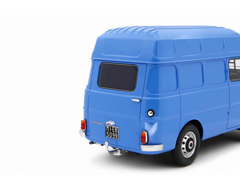 Alfa Romeo F12 Autocarro Tetto Sopralzato 1967 Blu 1:18-6