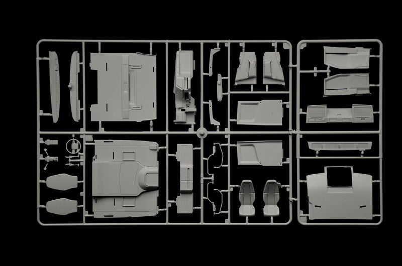 VOLVO FH4 Globetrotter Medium Roof Kit 1:24 - 21938