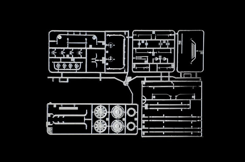 Iveco Stralis Hi-Way 40th Anniversario Kit 1:24 - 23503