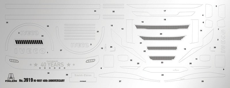 Iveco Stralis Hi-Way 40th Anniversario Kit 1:24 - 23512
